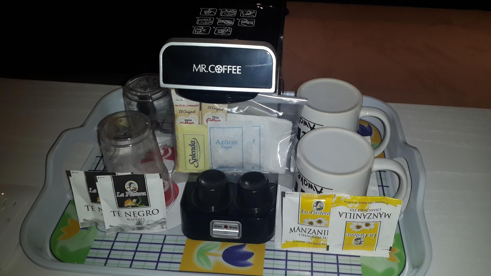 阿尔普尔科华美达酒店 阿卡普尔科 外观 照片
